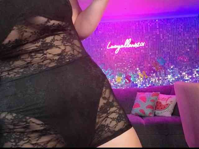 lucyallen4201 webcam