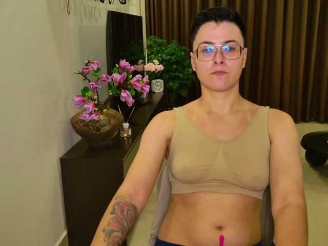 Sashanotfound's BongaCams show and profile