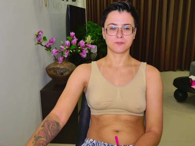 Sashanotfound live cam