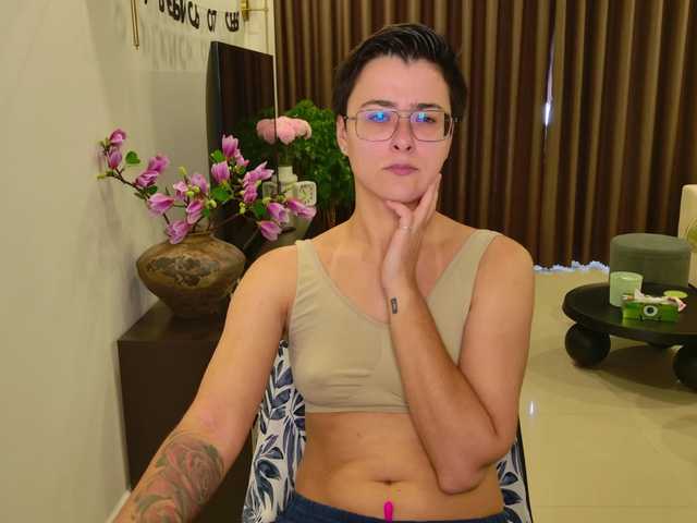 sashanotfound live sex show
