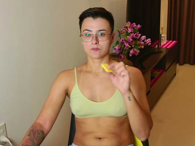 Sashanotfound live cam
