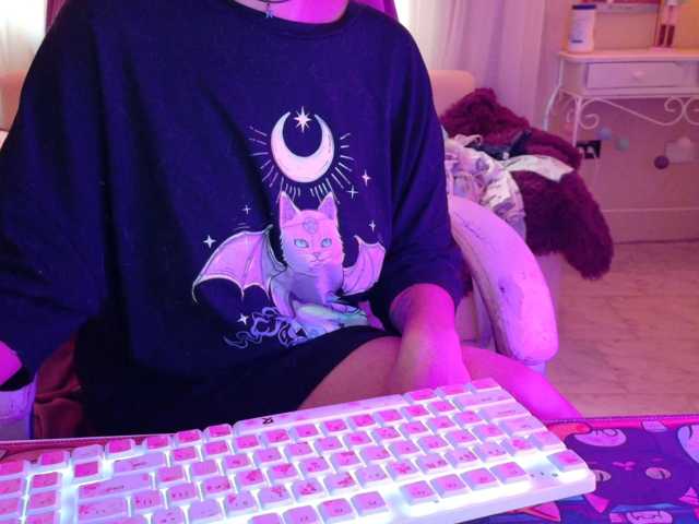 Anisahade29 live cam on BongaCams