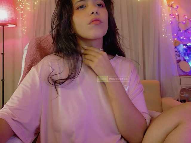 Anisahade29 live cam on BongaCams
