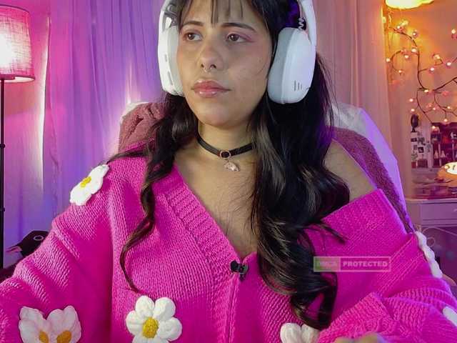 Anisahade29 live cam on BongaCams
