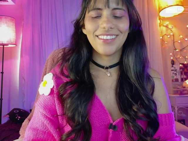 Anisahade29 live cam on BongaCams