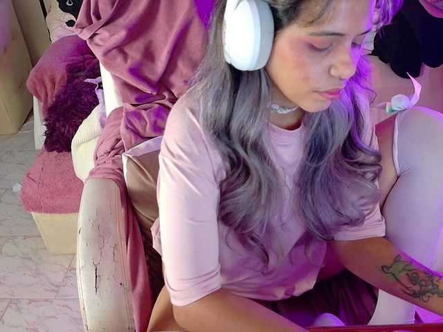 Anisahade29