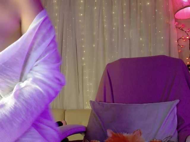 Anisahade29's BongaCams show and profile