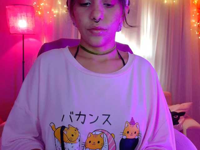 Anisahade29 live cam on BongaCams