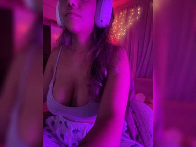 Anisahade29