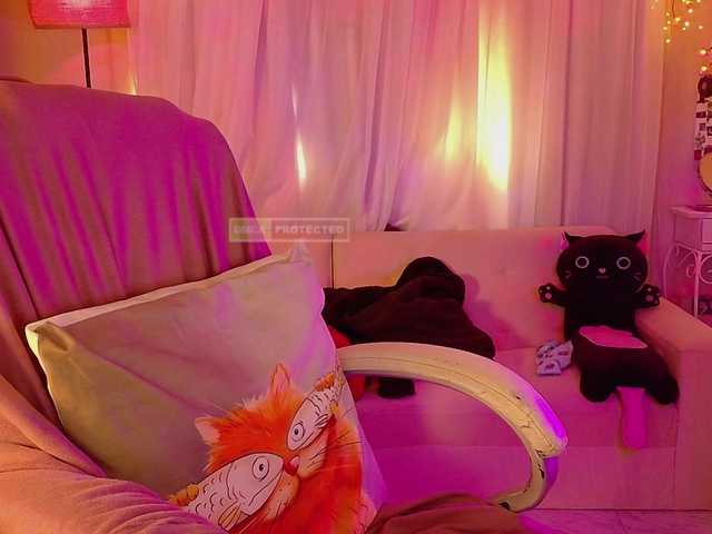 Anisahade29 live cam on BongaCams