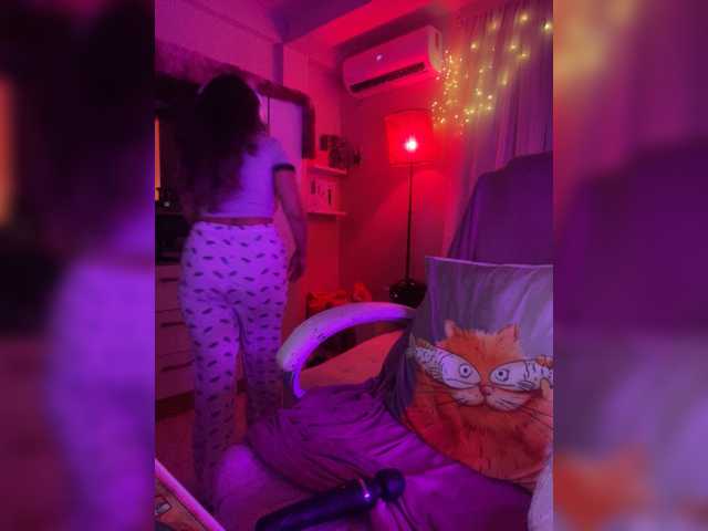 Anisahade29 live cam on BongaCams