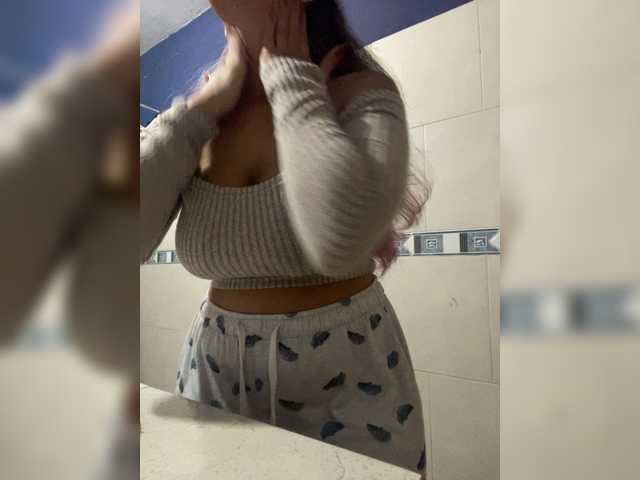 Anisahade29