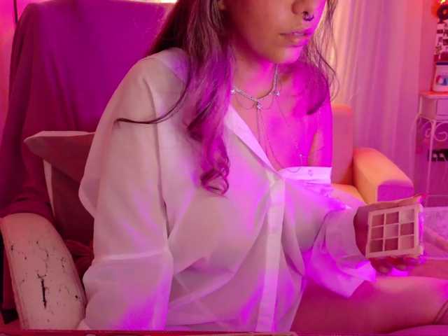 Anisahade29 live cam on BongaCams