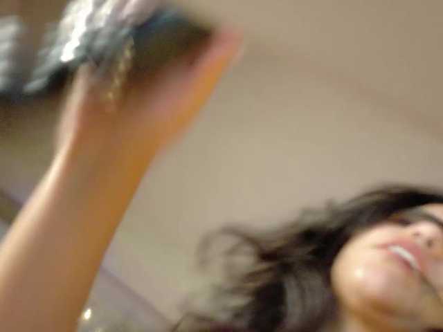 Anisahade29's BongaCams show and profile