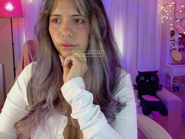 Anisahade29