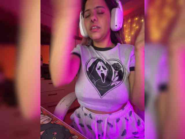 Anisahade29