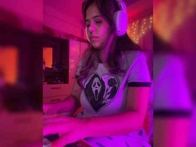 Anisahade29