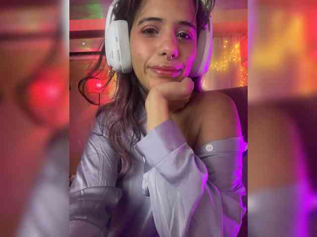 Anisahade29