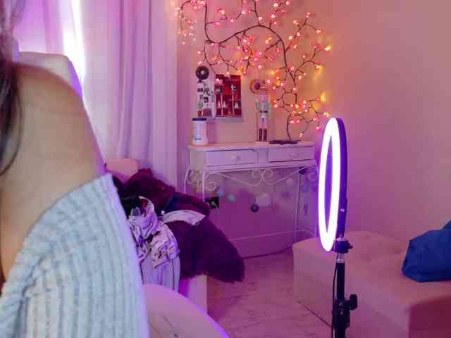 Anisahade29