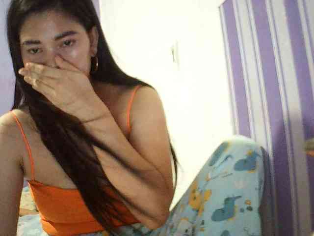 Asianpinay4ulove webcam