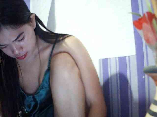 Asianpinay4ulove webcam