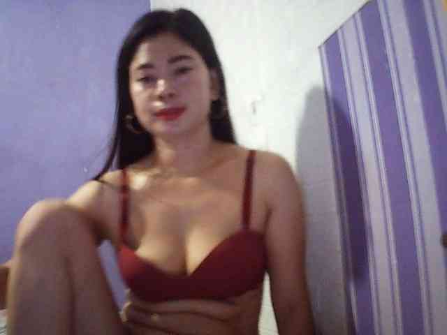 Asianpinay4ulove webcam
