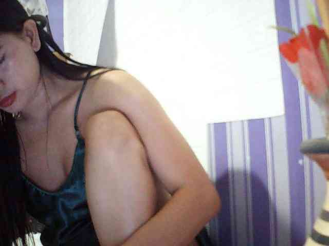 Asianpinay4ulove webcam