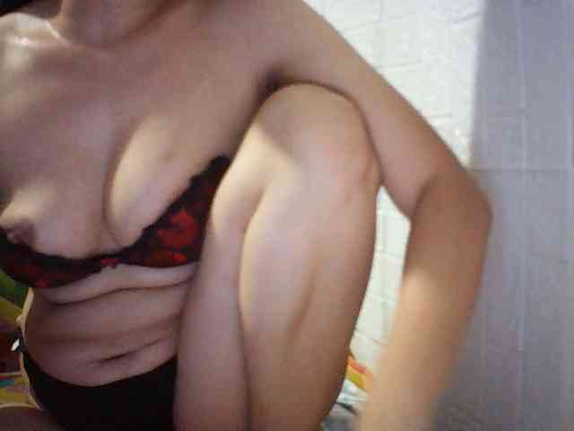 Asianpinay4ulove webcam