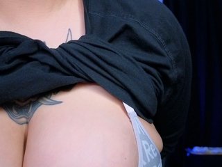 Miacanelaxo Porn Show