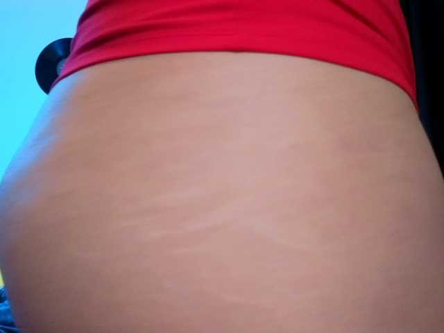 Miacanelaxo live cam
