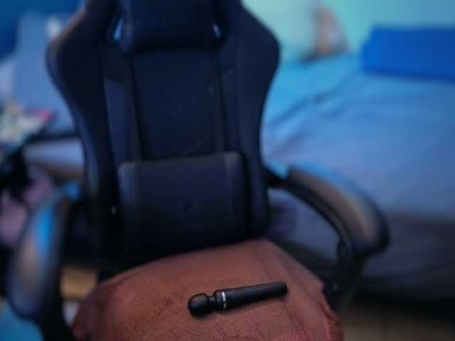 Miacanelaxo live cam