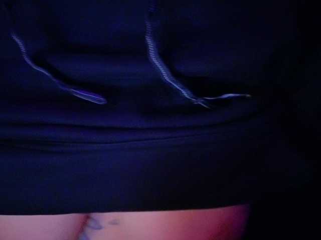 Miacanelaxo live cam preview
