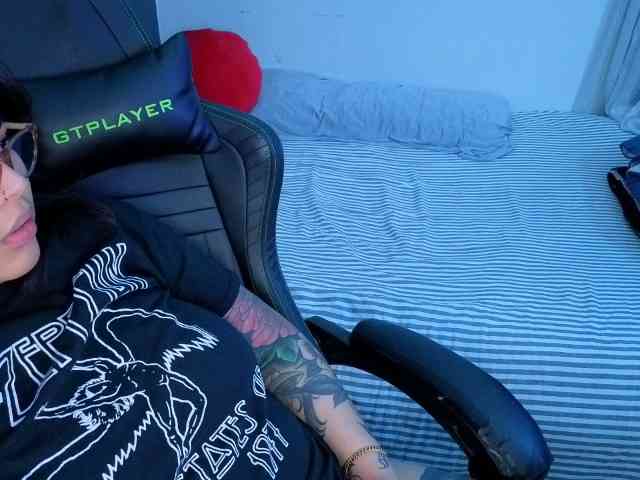 Miacanelaxo webcam