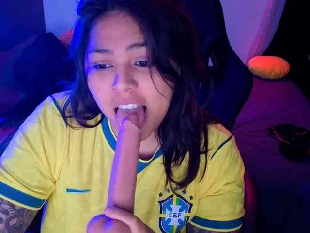 Miacanelaxo webcam