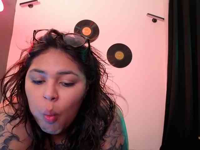 Miacanelaxo webcam