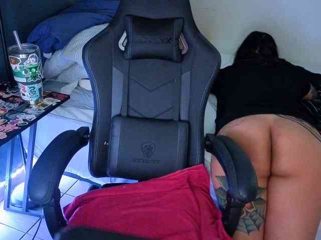 Miacanelaxo webcam