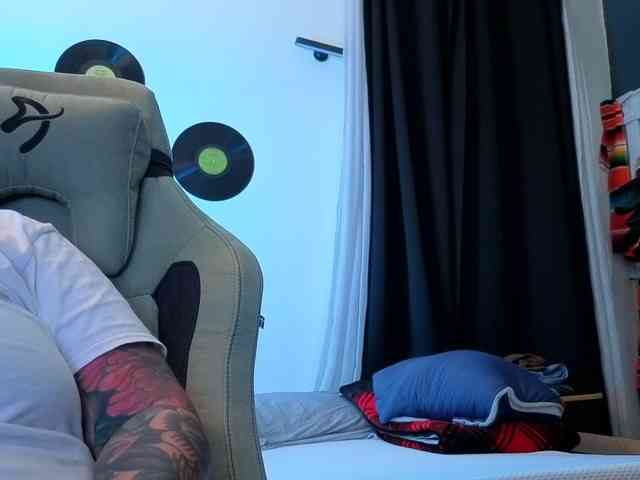 Miacanelaxo webcam