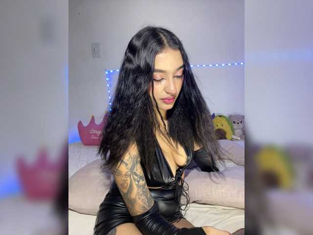 CarolSanz live cam on BongaCams