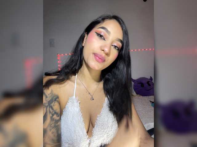 CarolSanz live cam on BongaCams