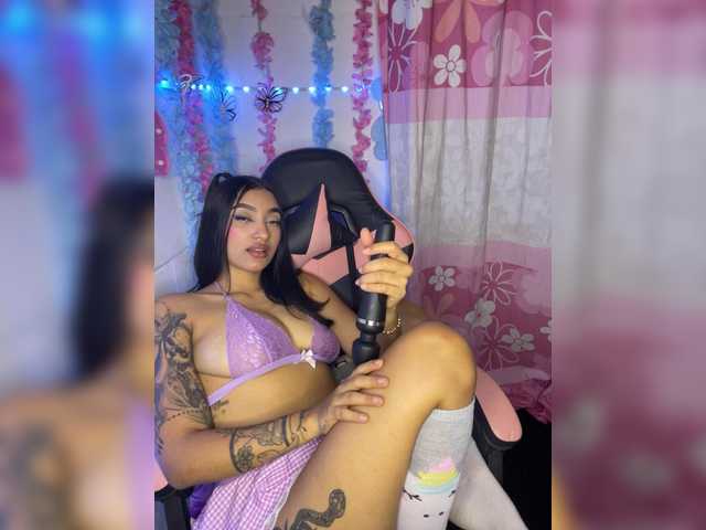 CarolSanz live cam on BongaCams