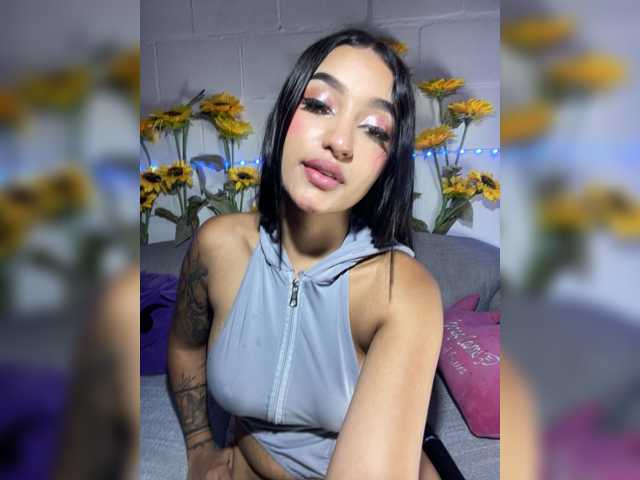 CarolSanz live cam on BongaCams