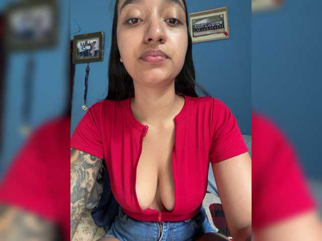 CarolSanz live cam on BongaCams