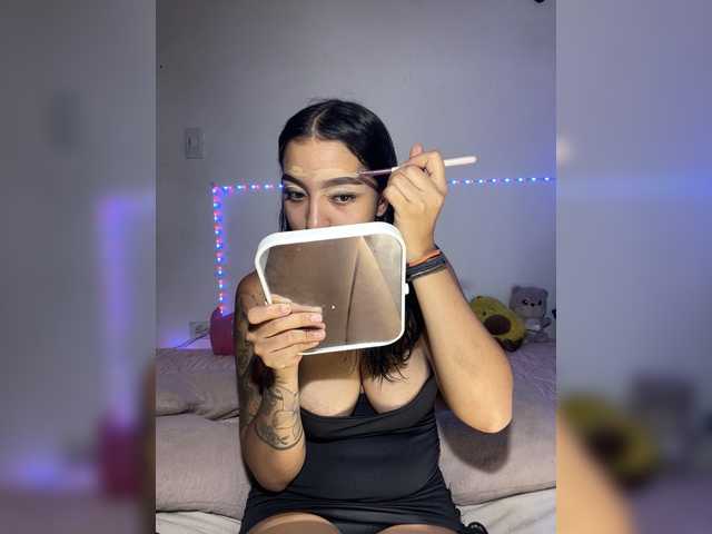 KelsiEvans live cam preview