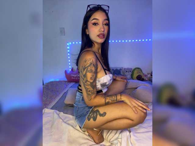 CarolSanz live cam on BongaCams