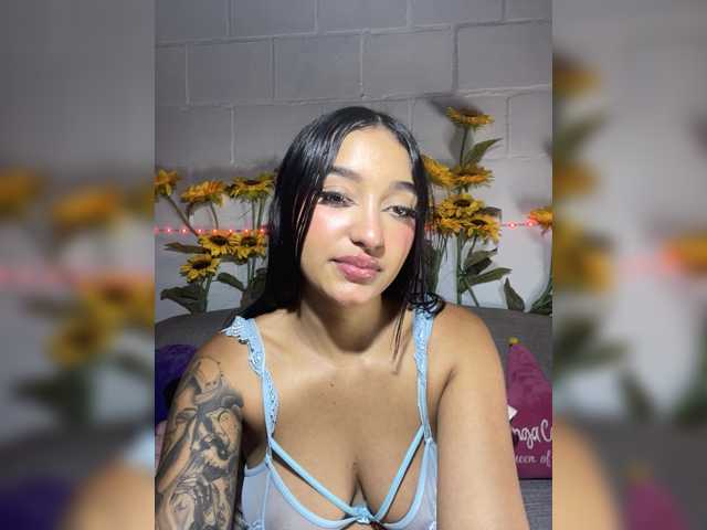 CarolSanz, en vivo ahora en BongaCams