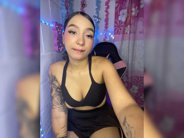 CarolSanz live cam on BongaCams