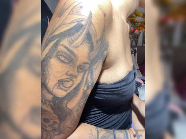 CarolSanz live cam on BongaCams