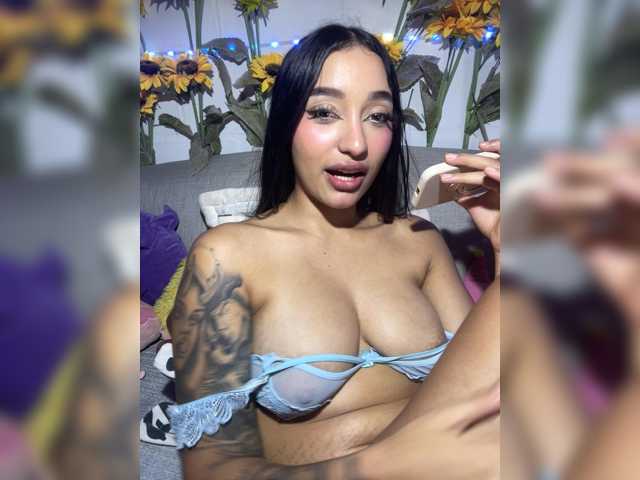 CarolSanz live cam on BongaCams