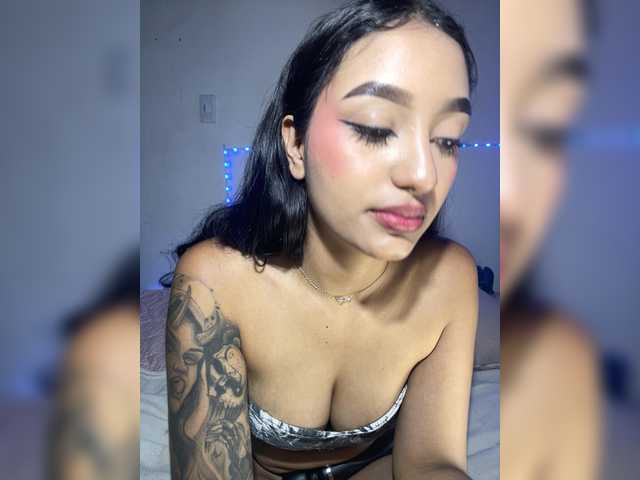CarolSanz live cam on BongaCams