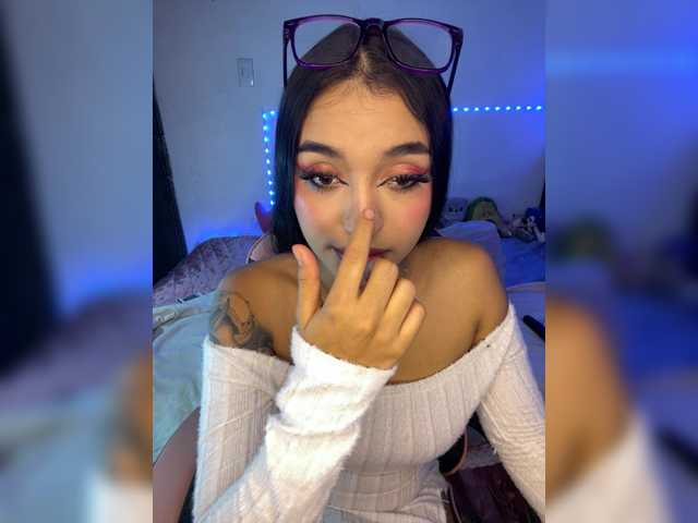 CarolSanz live cam on BongaCams
